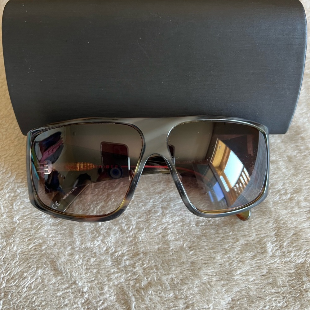 Mosley Tribes MT6020-S Women Designer Gradient Oversized Sunglasses 62◻12-130 3N